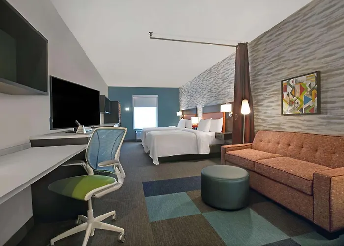 Home2 By Hilton Pivot Point Hotel 3*